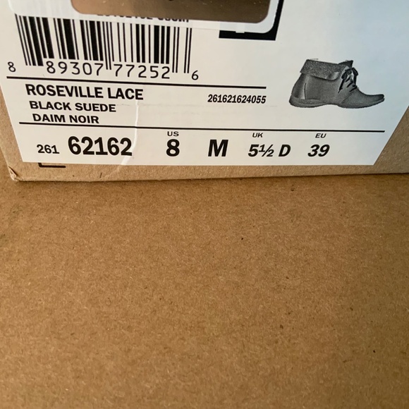 Clarks Women's Roseville Black Suede Lace up Ankle Boot Round Toe Casual Booties - Picture 12 of 14